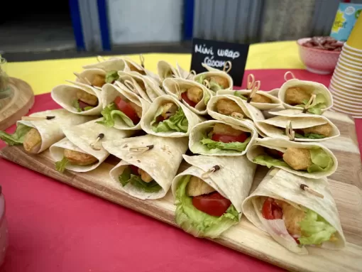 Réalisation d'un buffet cocktail ainsi que d'une paella pour un repas d'entreprise sur Talence, Langon, Chez Maly