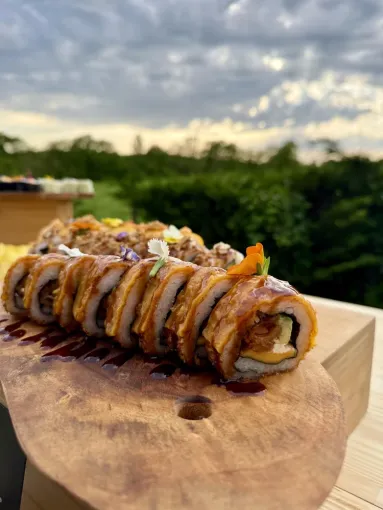 Anniversaire à Saint-Laurent-du-Plan avec un cocktail sushi et brasero magré, Langon, Chez Maly