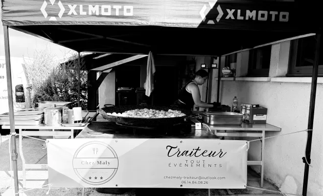Organisation d'un repas paella pour 135 personnes pour la kermesse de l'école de loupiak de l'Aréole, Langon, Chez Maly