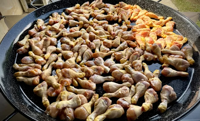 Organisation d'un repas paella pour 135 personnes pour la kermesse de l'école de loupiak de l'Aréole, Langon, Chez Maly