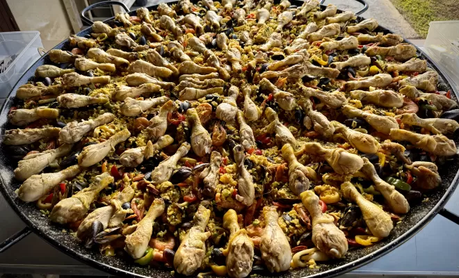 Organisation d'un repas paella pour 135 personnes pour la kermesse de l'école de loupiak de l'Aréole, Langon, Chez Maly