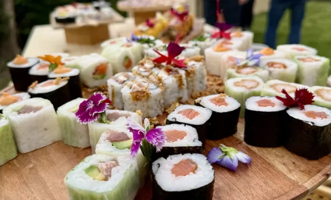 Anniversaire à Saint-Laurent-du-Plan avec un cocktail sushi et brasero magré, Langon, Chez Maly